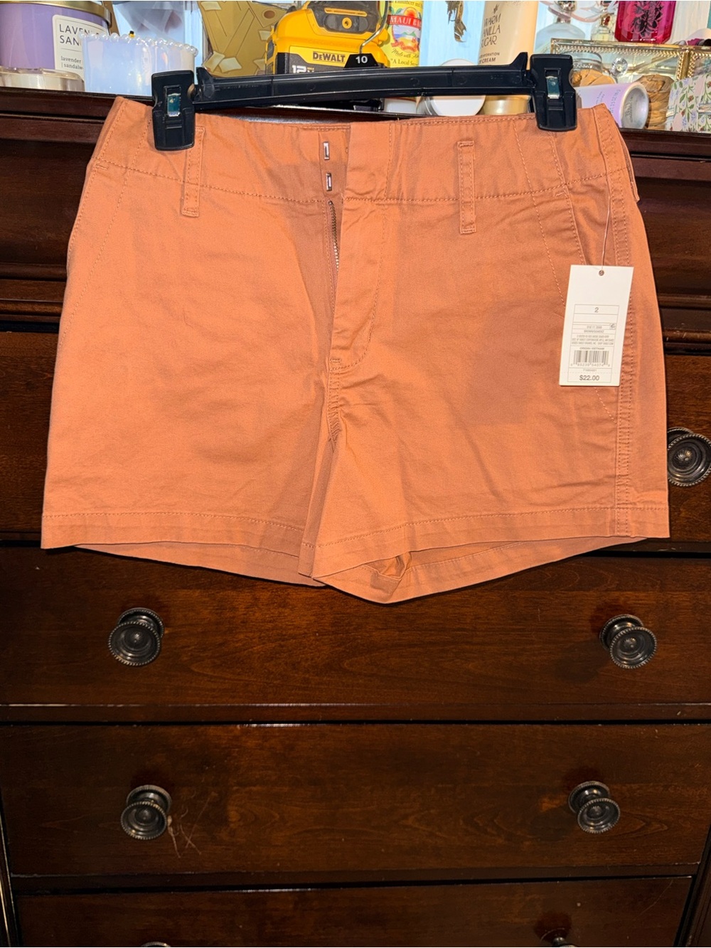 NWT Women’s Peach Chino Shorts Size 2 Stretch Mid Rise